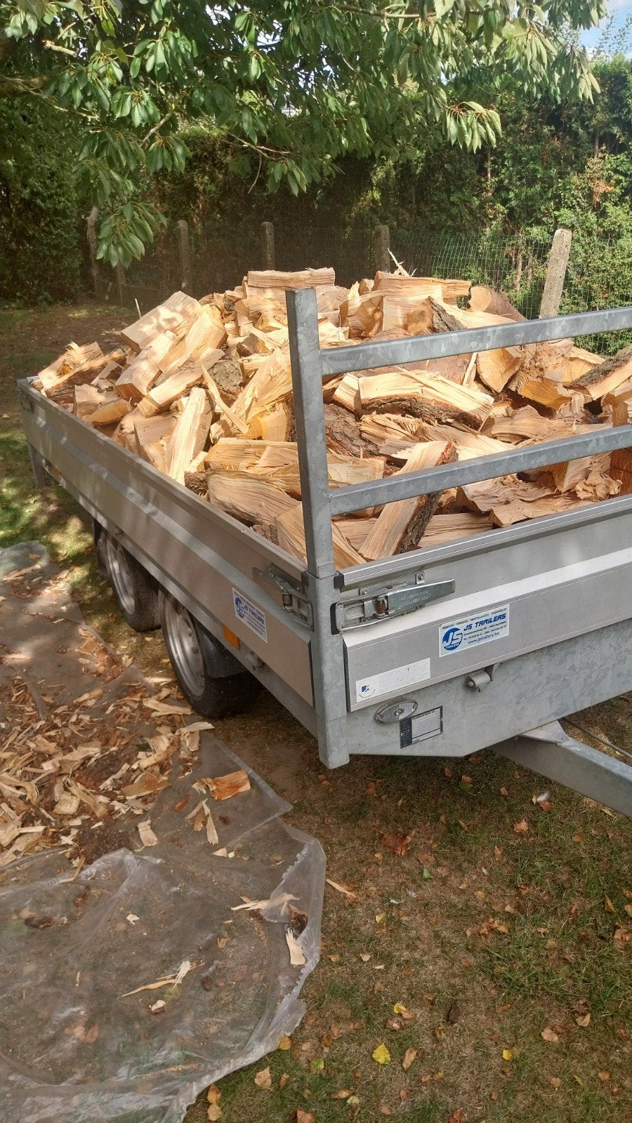 Aanhangwagen gekloven brandhout, Enlèvement