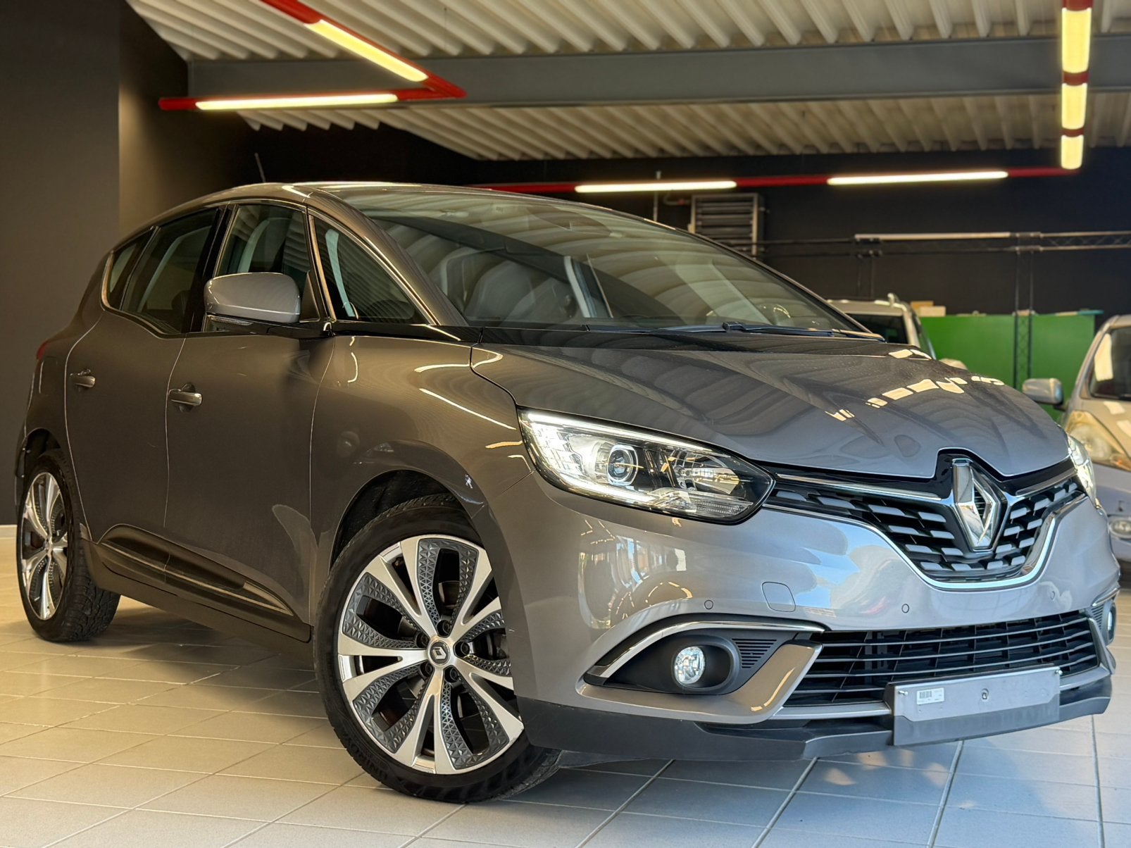 Renault Scenic | Automatique | 1.5DCI | 1er Propriétaire |, Autos, Argent ou Gris, Achat, Euro 6, Entreprise