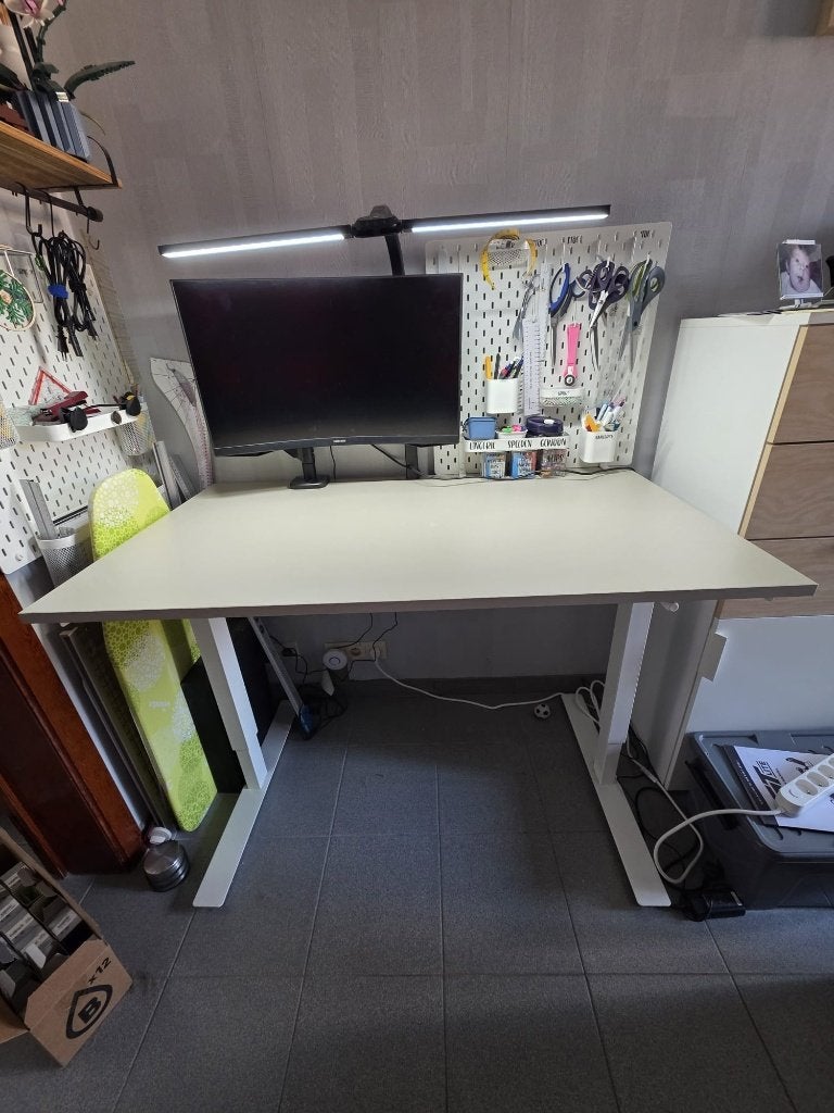 IKEA Zit‑Sta bureau – 120x70 – klaar voor nieuw werkplekje, Huis en Inrichting, Bureaus, Ophalen, Zit-sta bureau, Zo goed als nieuw