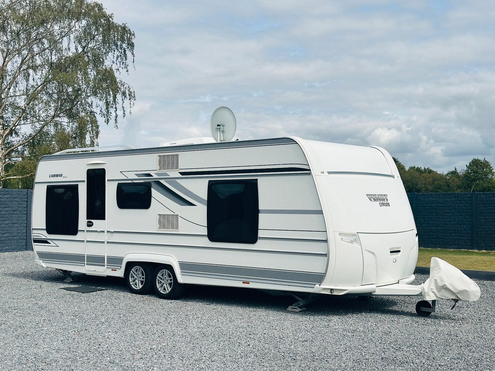 Caravane Fendt Larimar Bolero, Caravanes & Camping, Caravanes, 6 à 7 mètres, Coin salon convertible, Siège standard, Fendt