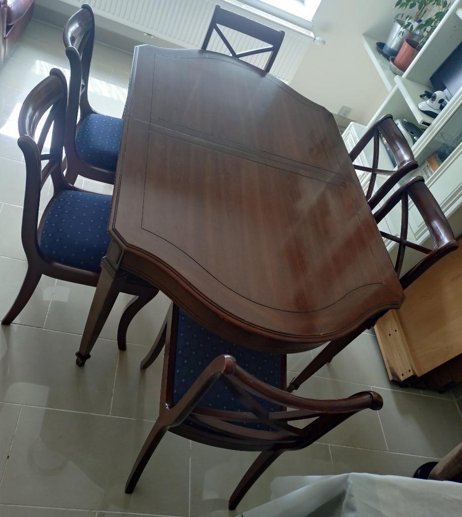 Table (extensible) avec 6 chaises, Enlèvement