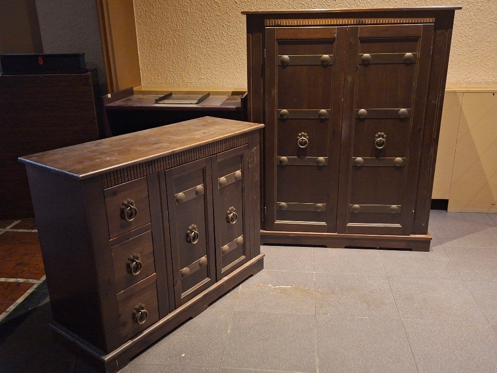 2 donkerbruine kasten (apotheek stijl) ook apart te kopen, Ophalen