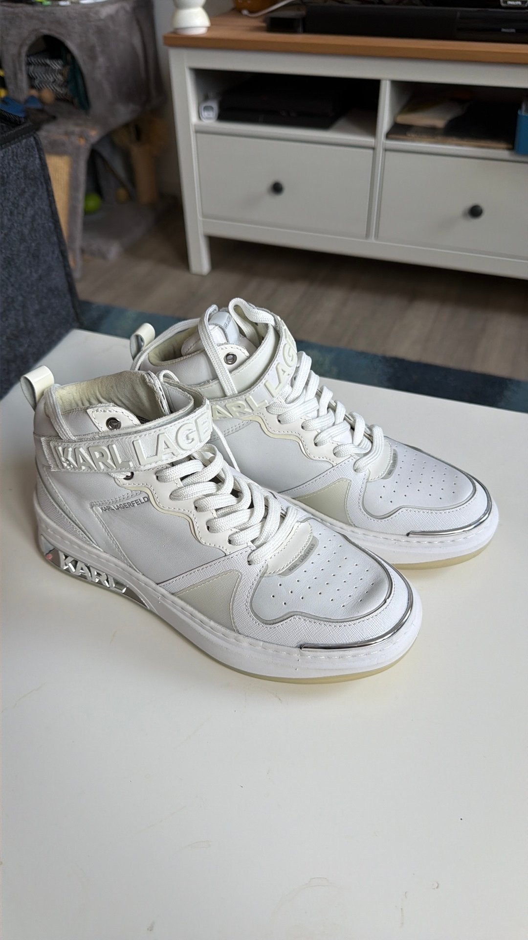 Chaussures femmes Karl Lagergeld (Jamais portées), Kleding | Dames, Ophalen, Wit, Nieuw, Sneakers