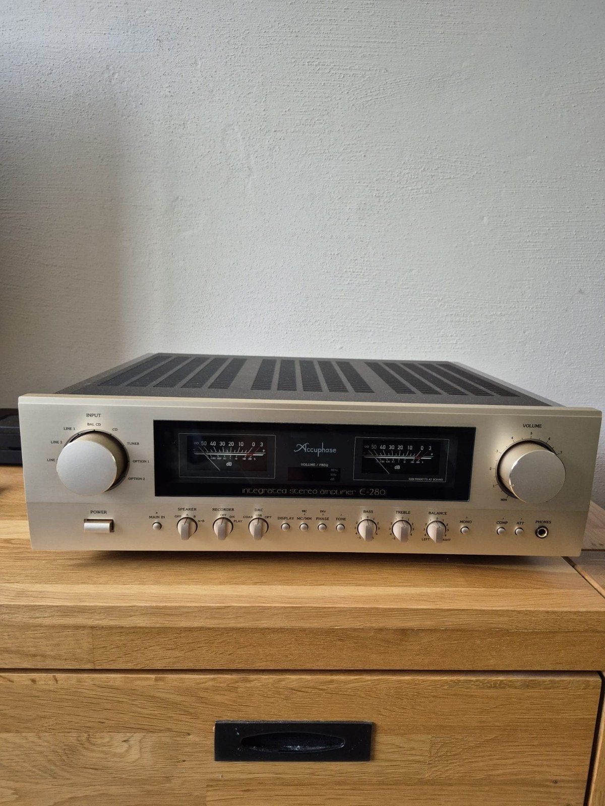 Accuphase E-280, Audio, Tv en Foto, Versterkers en Ontvangers, Ophalen