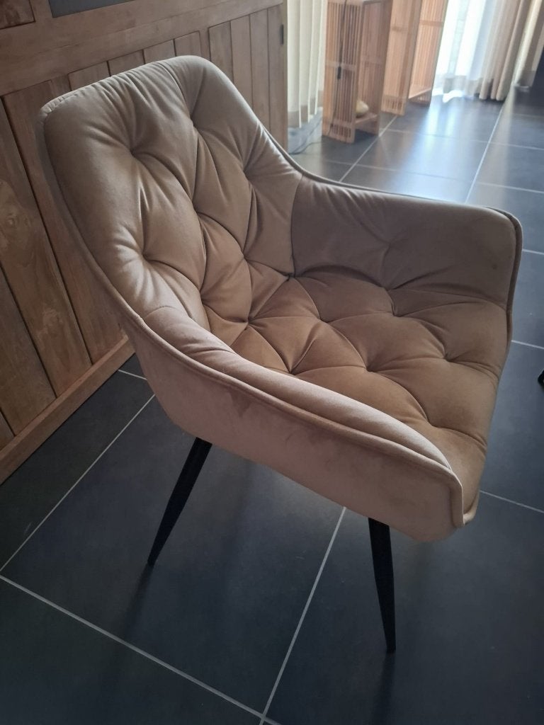 Prachtige landelijke stoelen te koop wegens aankoop andere, Huis en Inrichting, Stoelen, Ophalen, Bruin, Stof, Vijf, Zes of meer stoelen