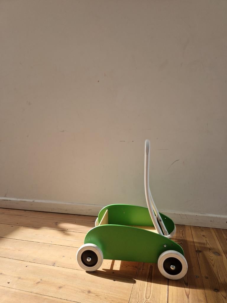 Trotteur Ikea