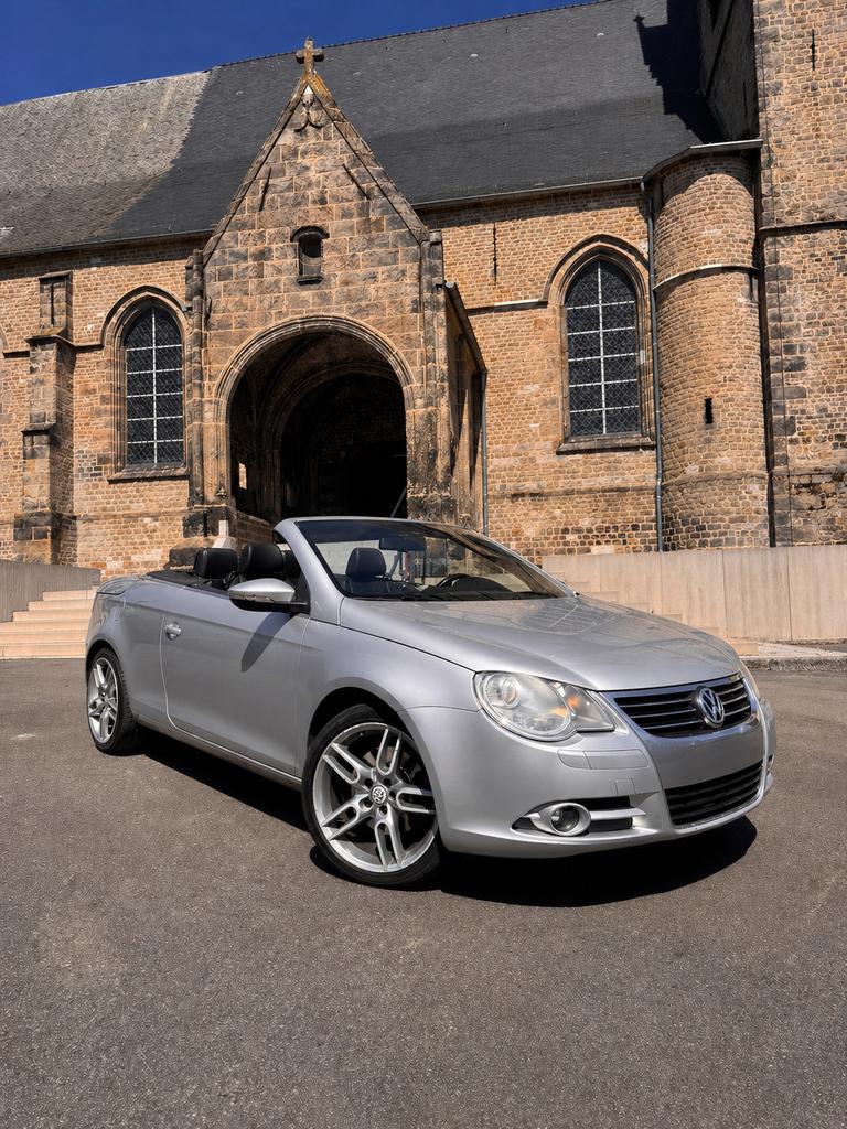 Volkswagen eos CABRIOLET/AUTOMATIQUE/CUIR, Auto's, Cabriolet, Leder, Diesel, Onderhoudsboekje