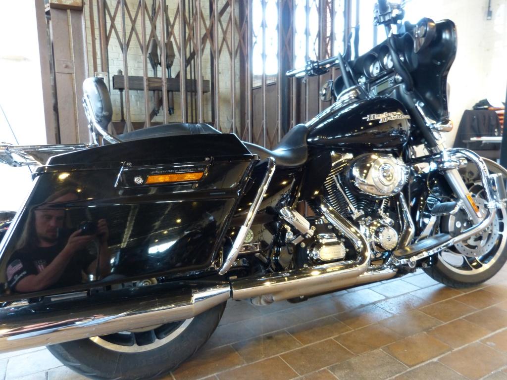 Harley-Davidson TOURING FLHX Street Glide (bj 2011), Motoren, Overig, Gentweg 32
9940  Evergem, 1690 cc, Harley-Davidson