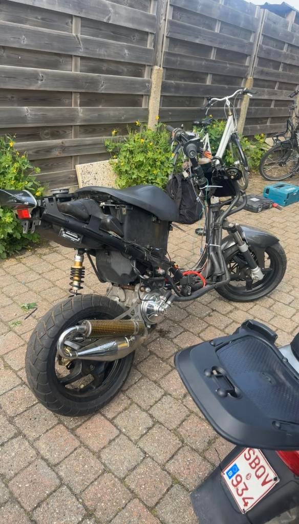 Aerox 70cc project, Fietsen en Brommers, Snorfietsen en Snorscooters, Zo goed als nieuw, Yamaha, Tweetakt, Ophalen