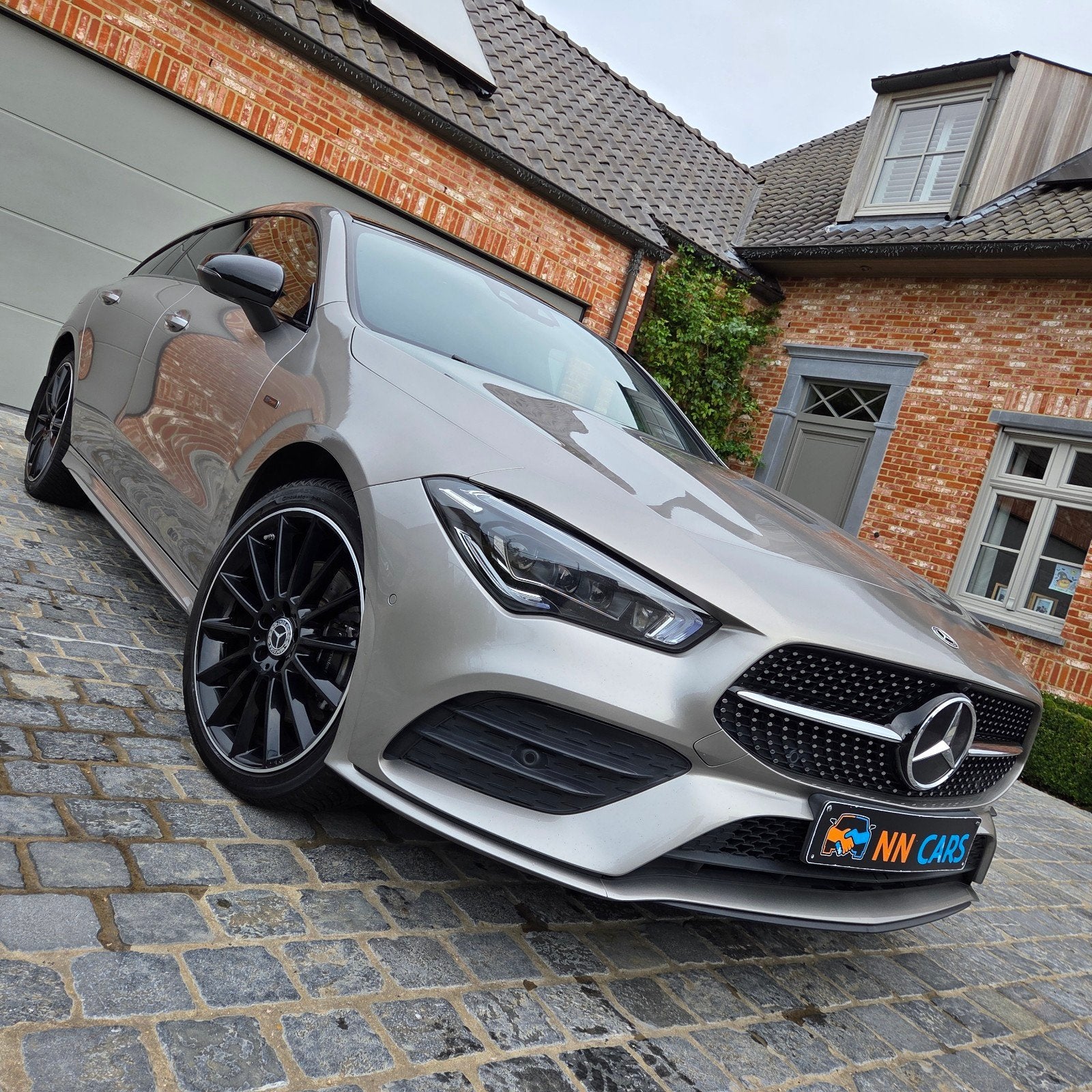 Mercedes CLA250e ///AMG-Line + Garantie, Autos, Achat, 2270 kg, Euro 6, Noir