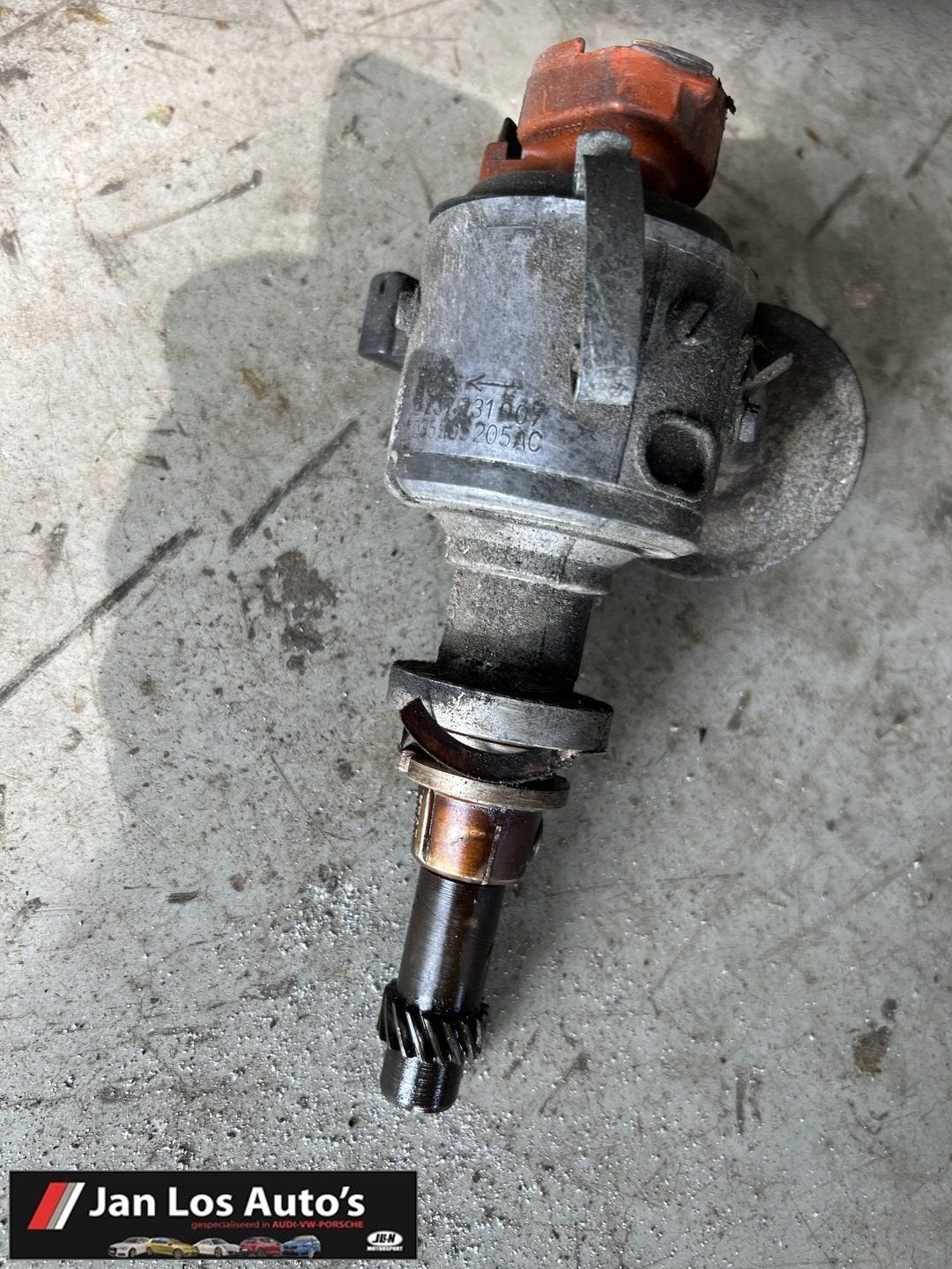 Audi coupe 5 cil typ 85 stroomverdeler ontstekingsverdeler, -, Origine de la pièce connue, Audi, Utilisé