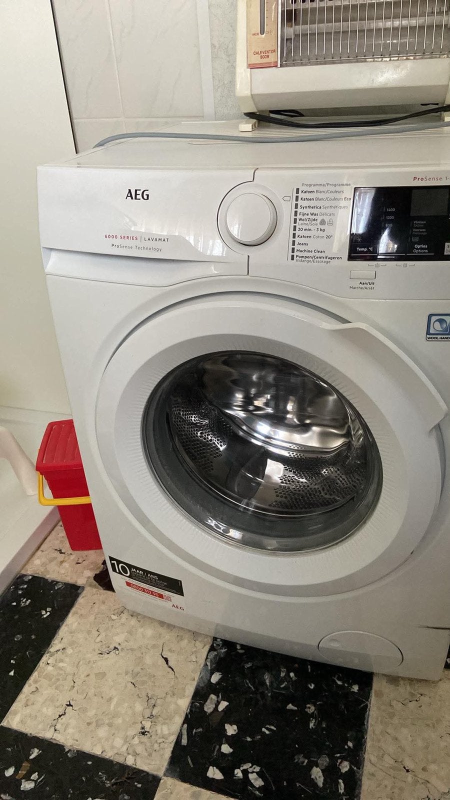 Wasmachine AEG van 2018 -8kg, Elektronische apparatuur, Ophalen, Gebruikt, Voorlader