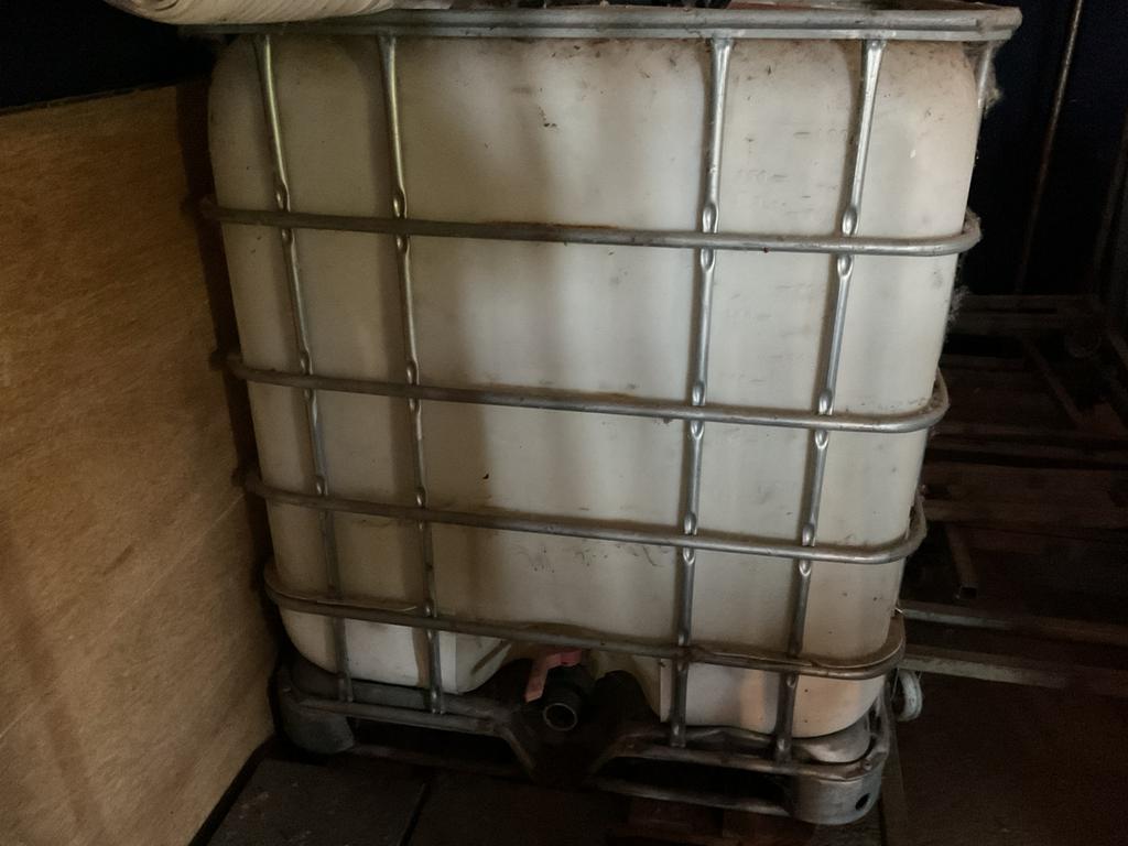 Waterreservoir, 150 litres ou plus, Synthétique, Enlèvement, Utilisé