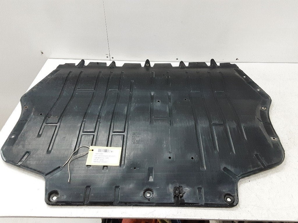 CACHE SOUS MOTEUR Seat Leon (1P1) (1K0825237AG), Autos : Pièces & Accessoires, Seat Deutschland GmbH, Service@seat.de, Utilisé