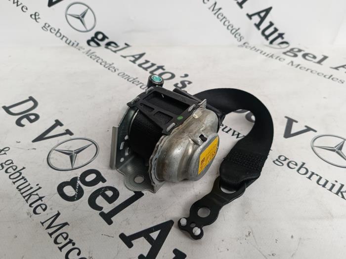 Tendeur de ceinture arrière droit d'un Mercedes E-Klasse, 3 mois de garantie, Utilisé, -, -