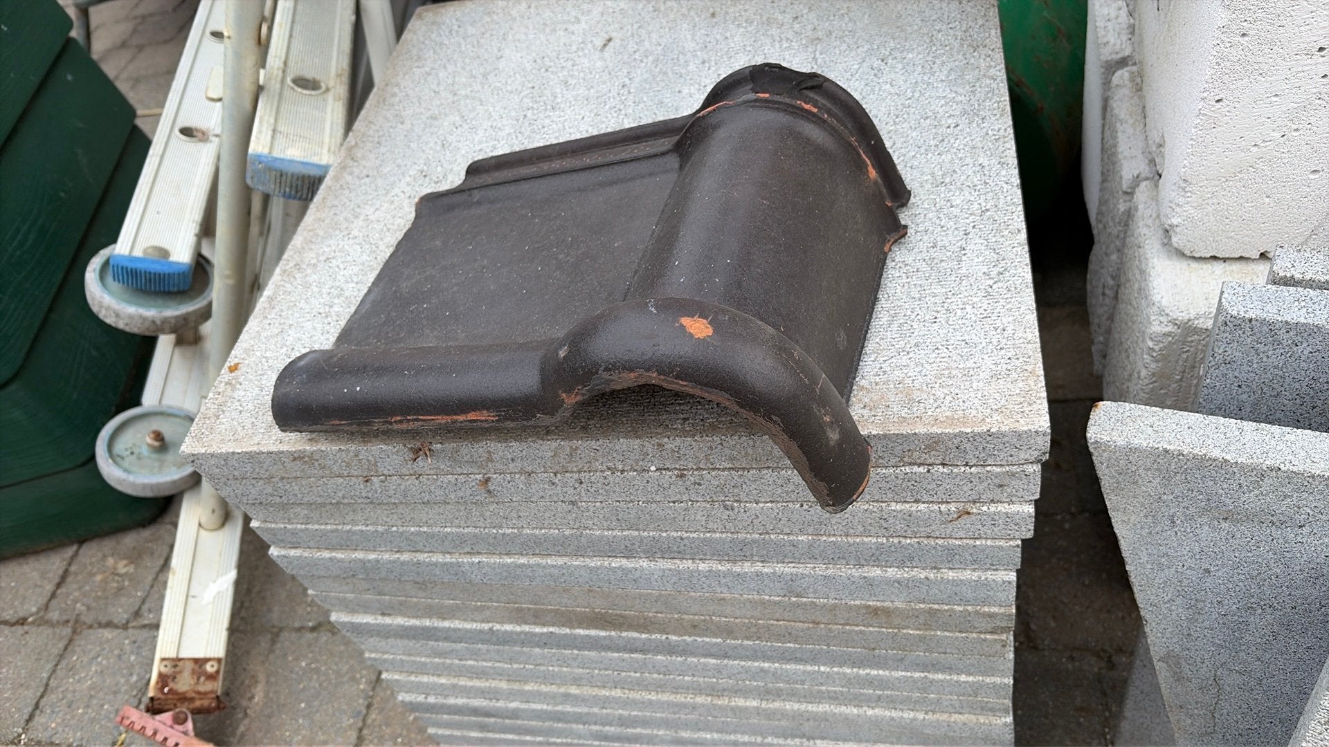 Kantpan gevelpan pottelberg, Doe-het-zelf en Bouw, Ophalen, Zo goed als nieuw, Zwart