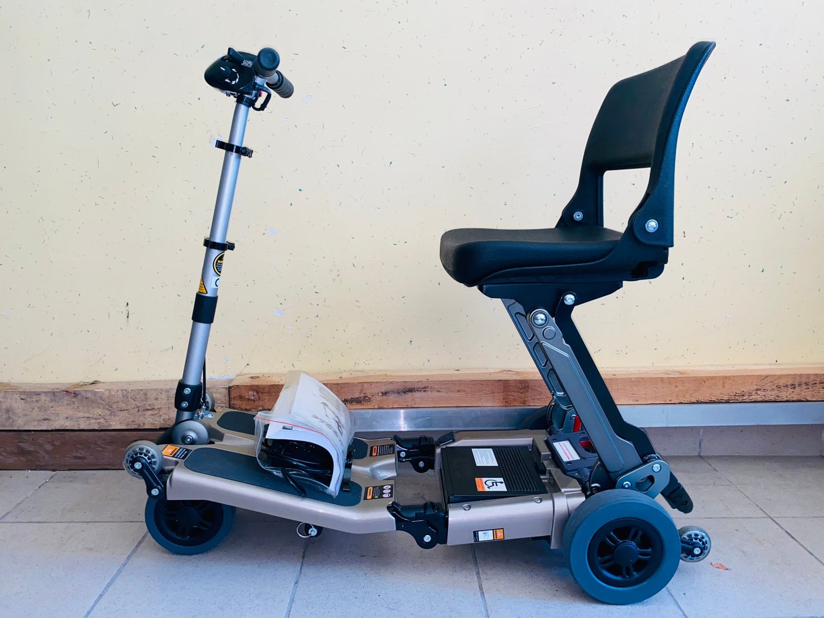 Freerider Luggie is een lichte opvouwbare Scootmobiel plooib, Ophalen of Verzenden