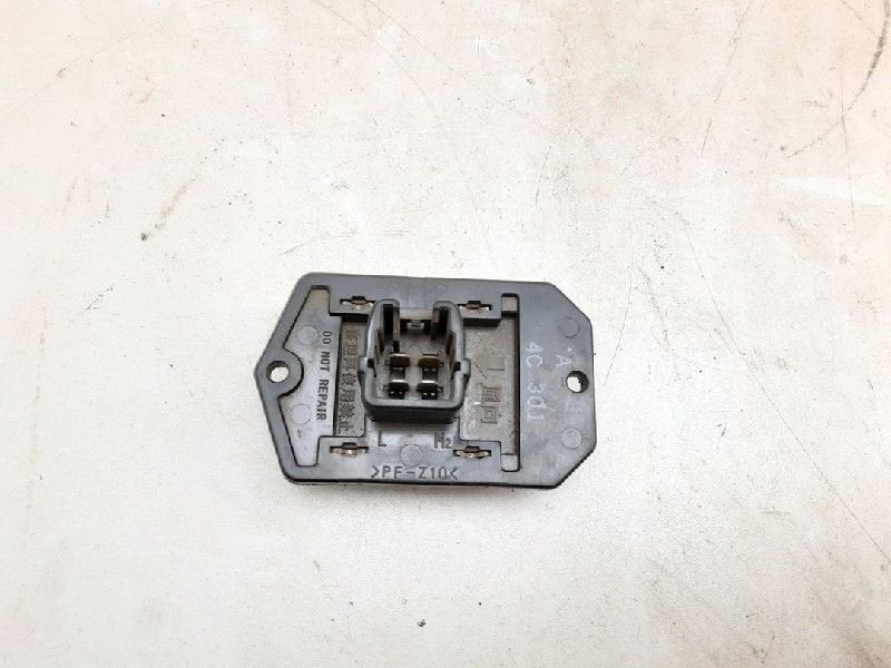 RESISTANCE CHAUFFE Toyota Yaris (P1) (01-1999/11-2005), Utilisé, Toyota