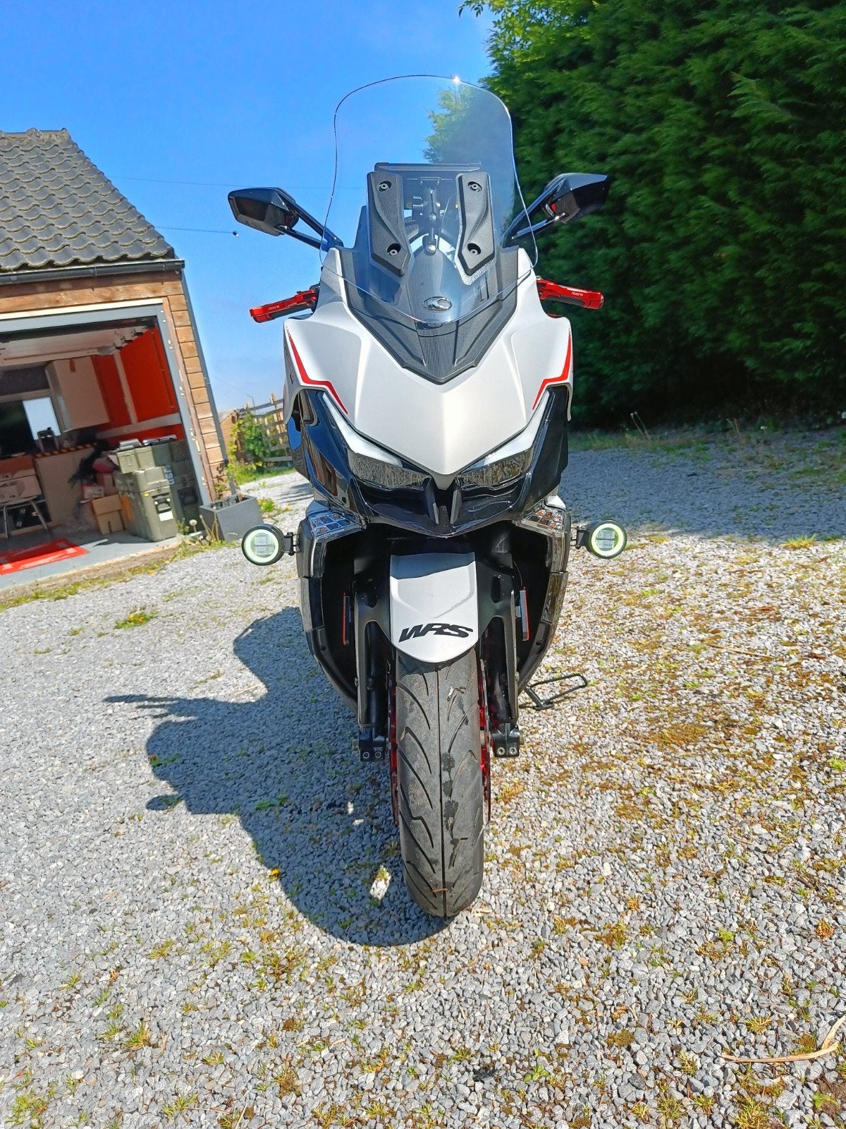 a vendre maxi scooter Kymco vs400 exciting, Vélos & Vélomoteurs, Autres modèles, Comme neuf, Classe B (45 km/h), Essence
