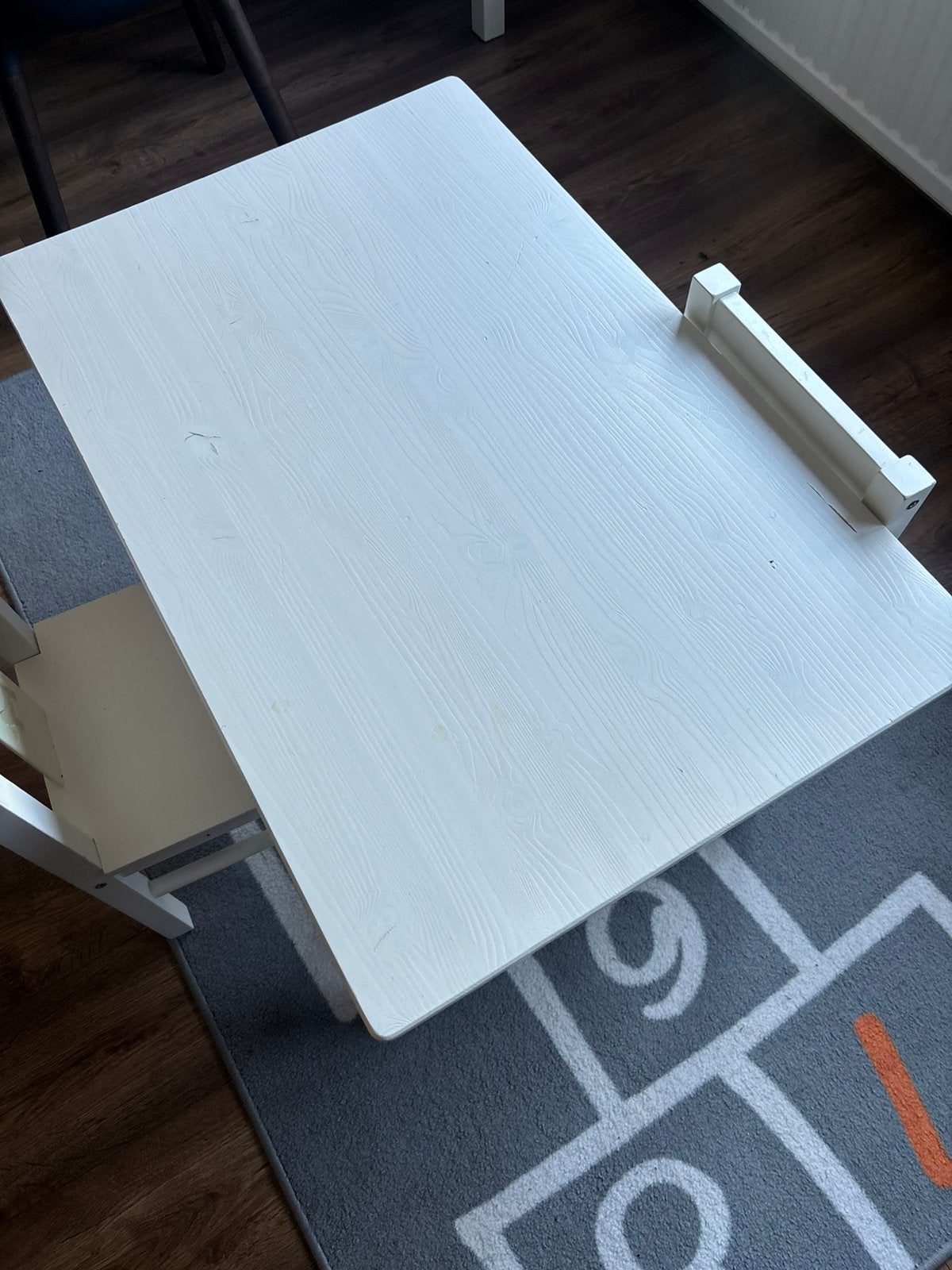 Table enfants avec 2 chaises, Enlèvement, Utilisé