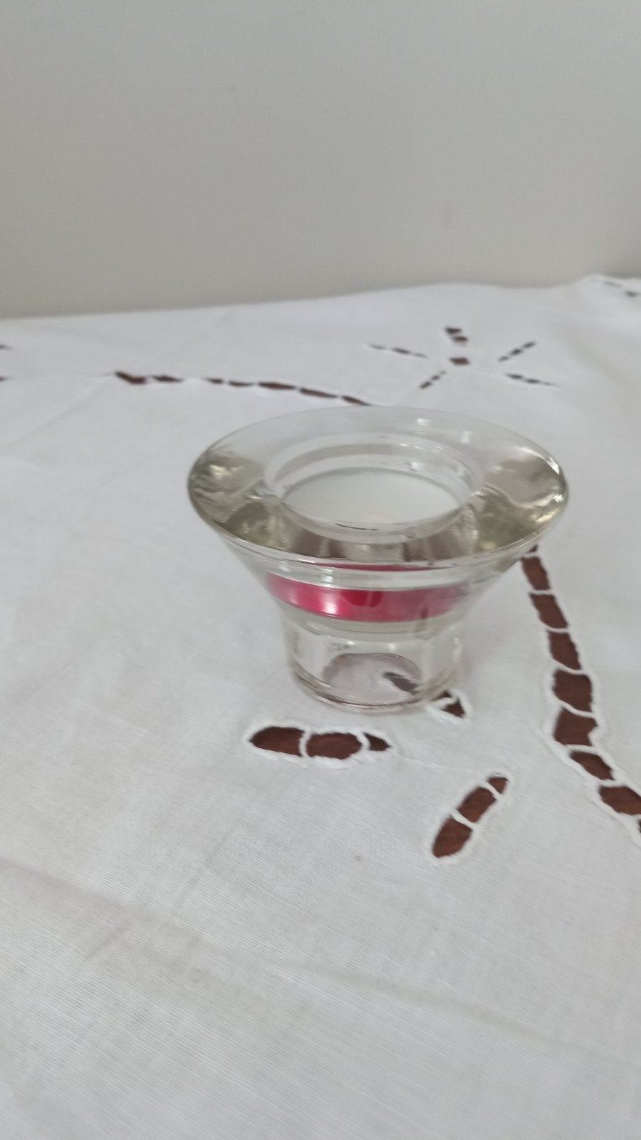 Av bougeoir en verre transparent vinted 3€, Enlèvement ou Envoi, Autres couleurs, Bougie, Autres matériaux