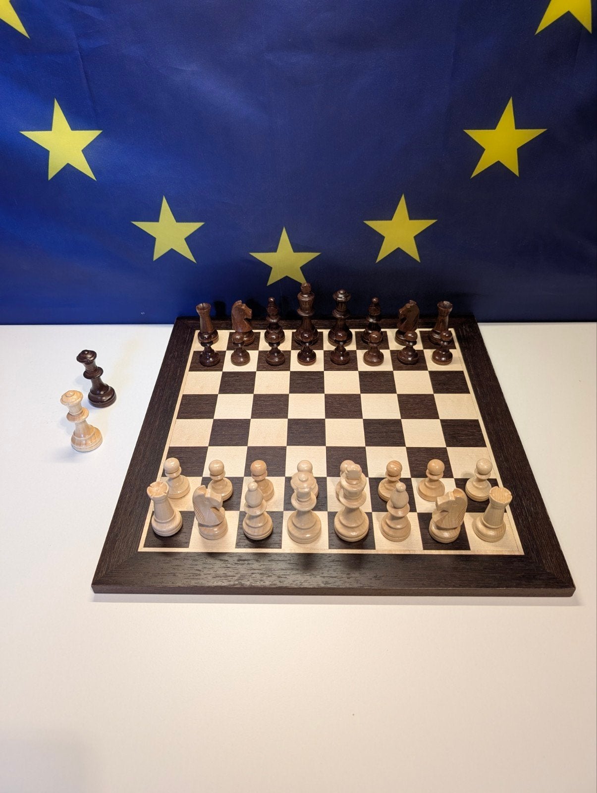 Jeux d'échecs artisanal 44cm - Pièce sculpté à la main 89mm, Antiquités & Art, Enlèvement ou Envoi