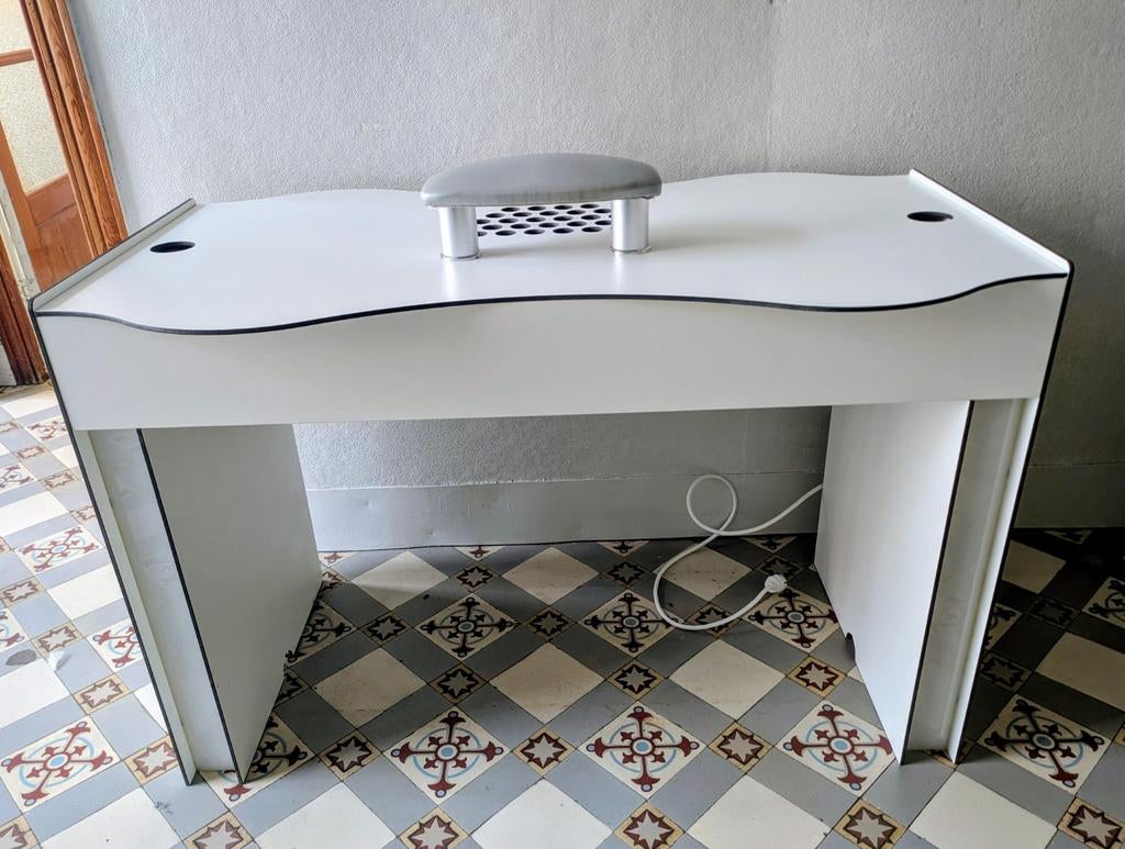 Table de manucure Jenny Swiss, Divers, Divers Autre