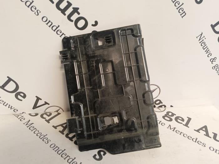 Frontdeel steun van een Mercedes Vito, Gebruikt, -, Ophalen of Verzenden, -
