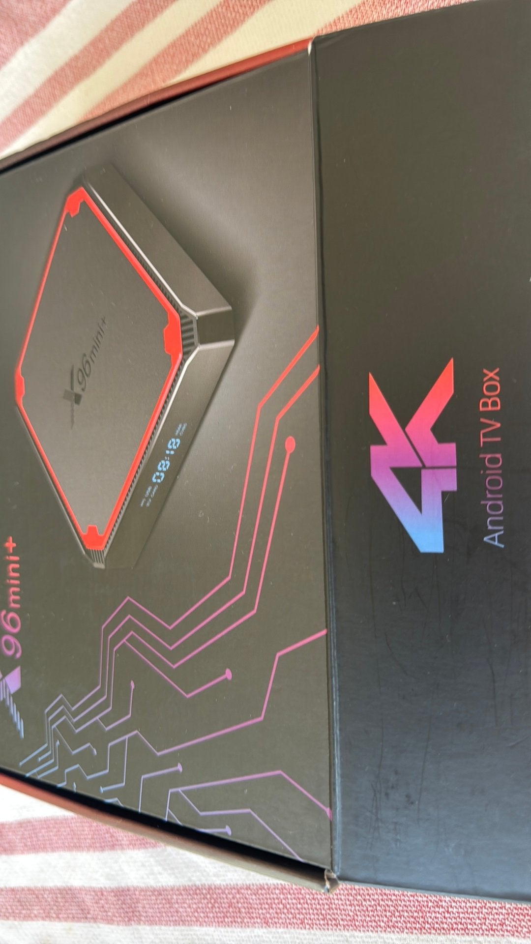 Andriod Tv box, Enlèvement, Comme neuf