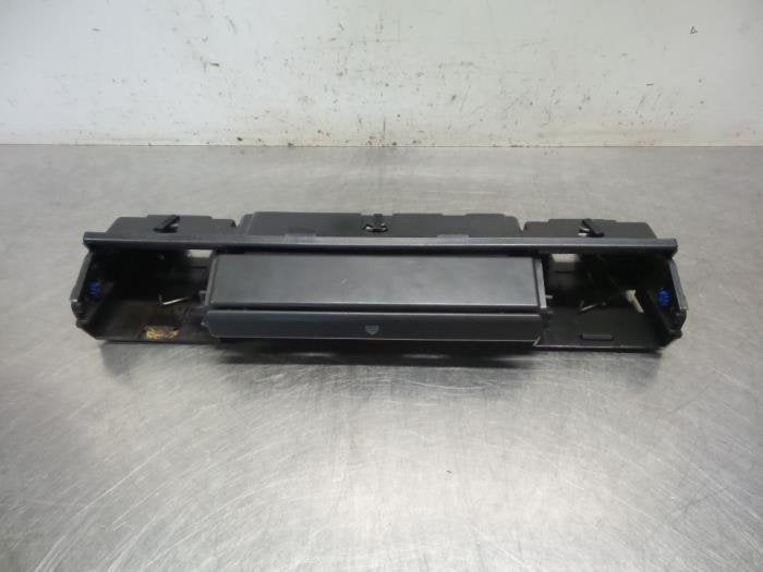 Bekerhouder van een Landrover Discovery (Discovery 90-), -, -, Ophalen of Verzenden, -