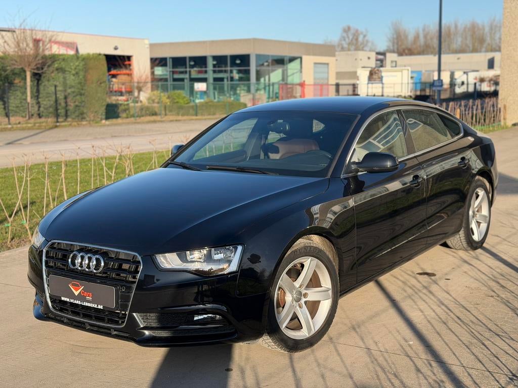 Audi a5 benzine 1ste eig. Navi airco PERF STAAT+ garantie, Auto's, Bluetooth, Euro 6, Bedrijf, A5