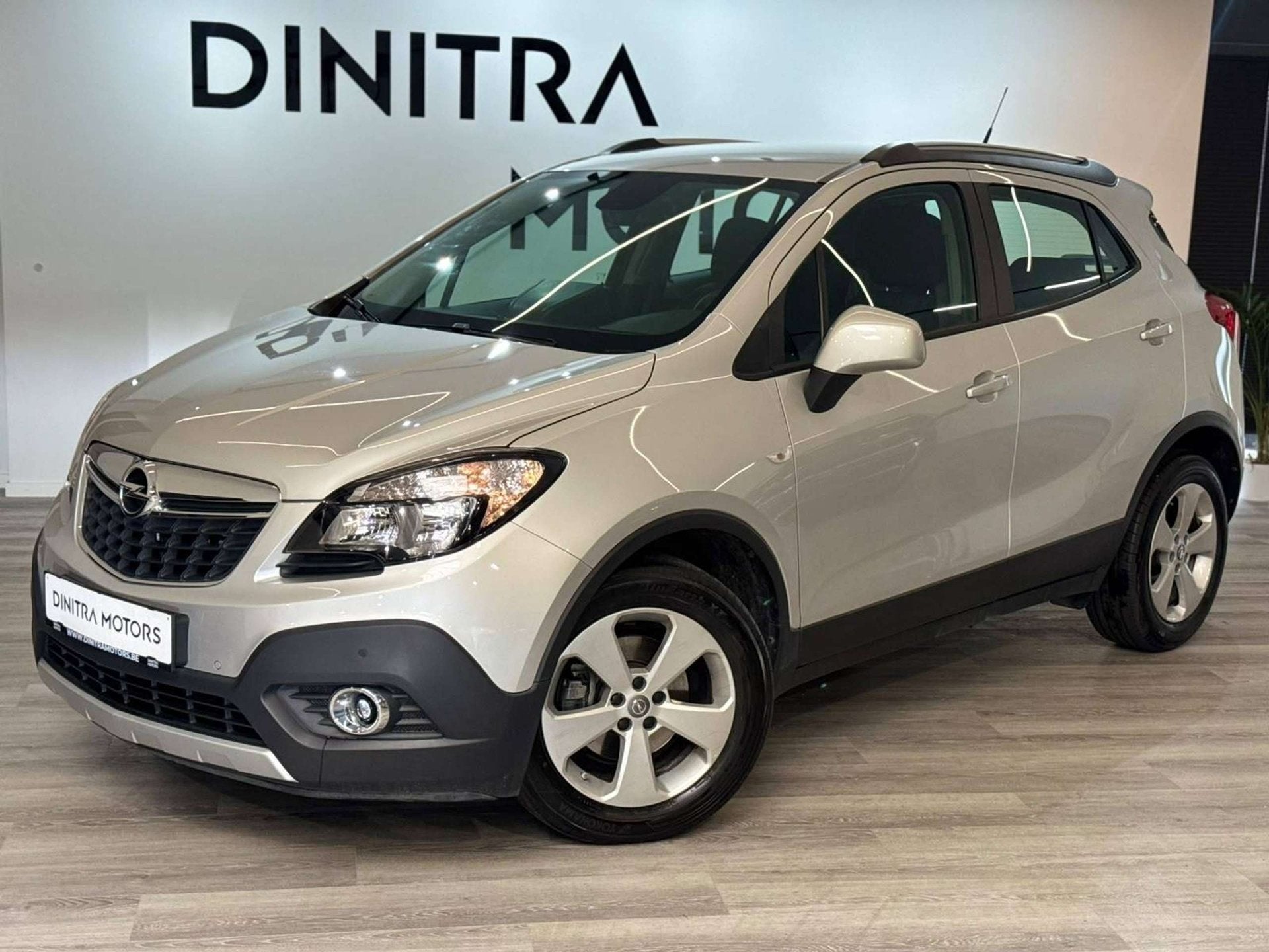 Opel Mokka 1.6i 4x2 Cosmo - Carplay/Cruise/Camera, Autos, Argent ou Gris, Achat, Euro 6, Entreprise