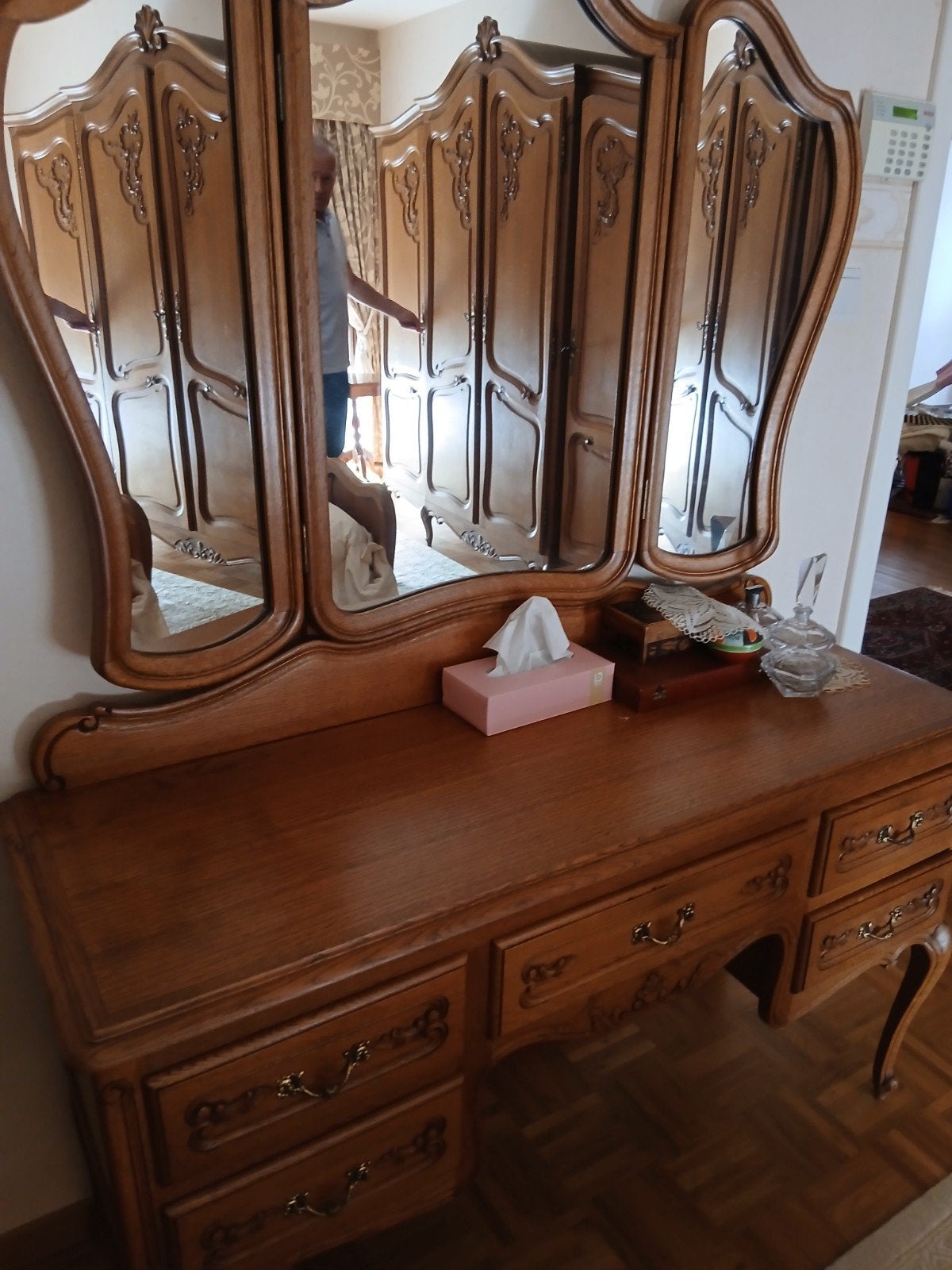 Prachtige klassieke eiken kaptafel met drieluik spiegel (Lou, Ophalen