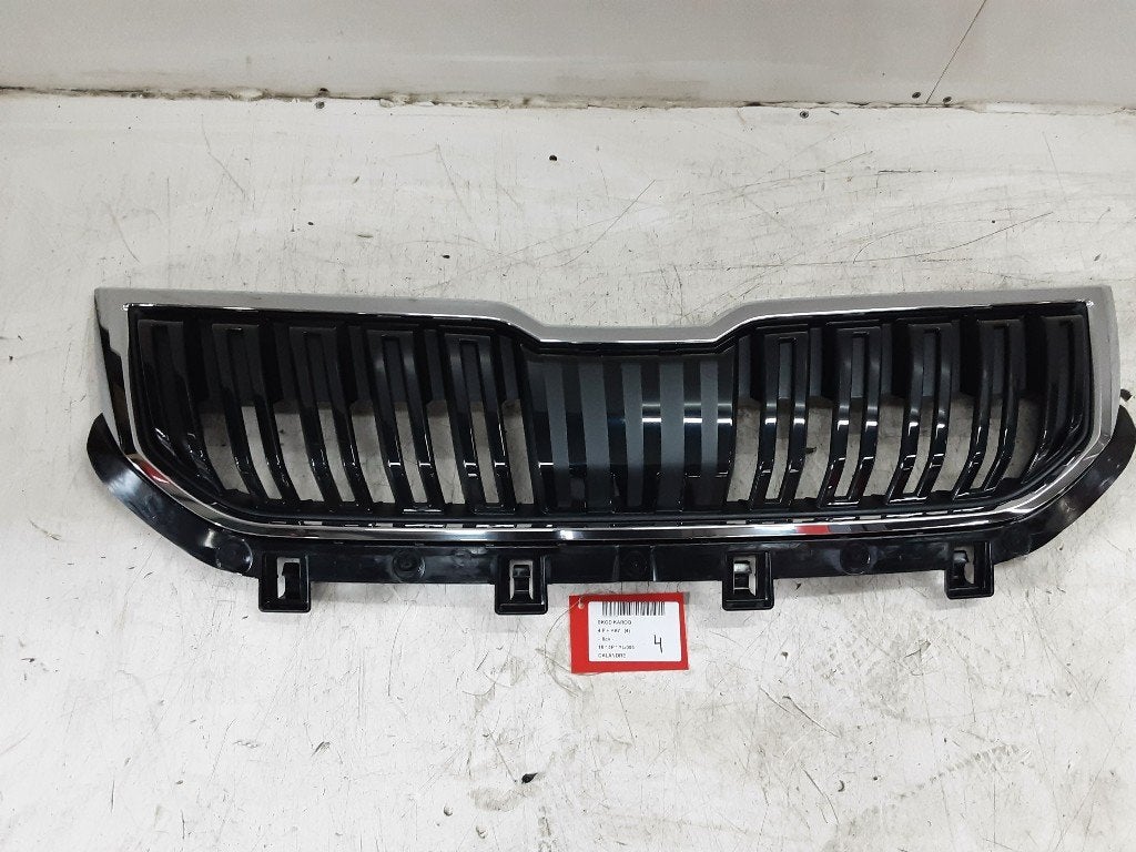 LUCHTROOSTER Skoda Karoq (01-2017/-) (57A853653B), Gebruikt, Mevr. I. Hauben, Skoda, Rue de l'Espoir 34 34
4030  GRIVEGNÉE, BE