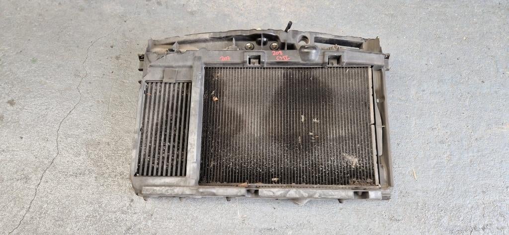 Bloc radiateur PEUGEOT 207 1.6 HDI 2009 COMPLET clim eau, Autos : Divers, Modes d'emploi & Notices d'utilisation, Enlèvement