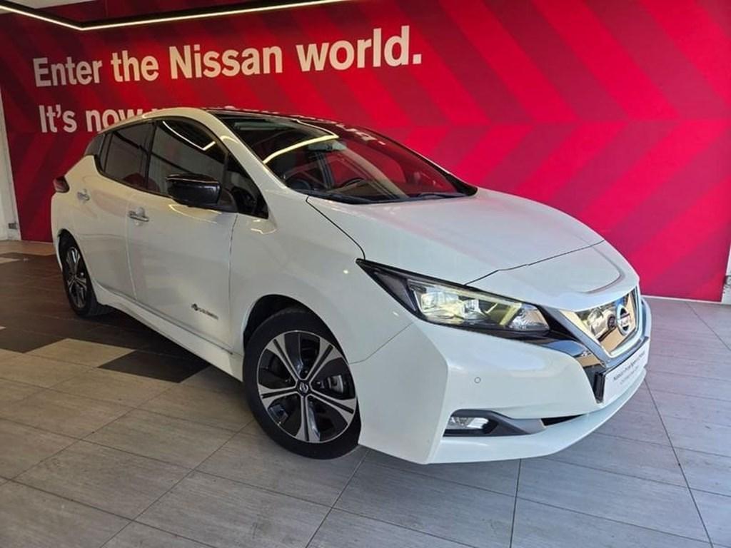 Nissan Leaf EV Tekna / 40kWh / Battery TOP, Autos, Nissan, Leaf, ABS, Régulateur de distance, Airbags, Alarme, Verrouillage central