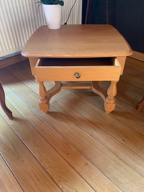 Table basse carrée en chêne clair, Maison & Meubles, 50 à 100 cm, Carré, Enlèvement, Utilisé