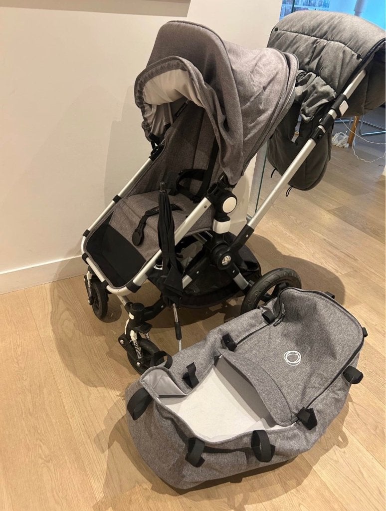 Bugagoo cameleon 3 gris chine full equipee, Enfants & Bébés, Poussettes & Combinaisons, Pneus, Bugaboo, Comme neuf, Enlèvement