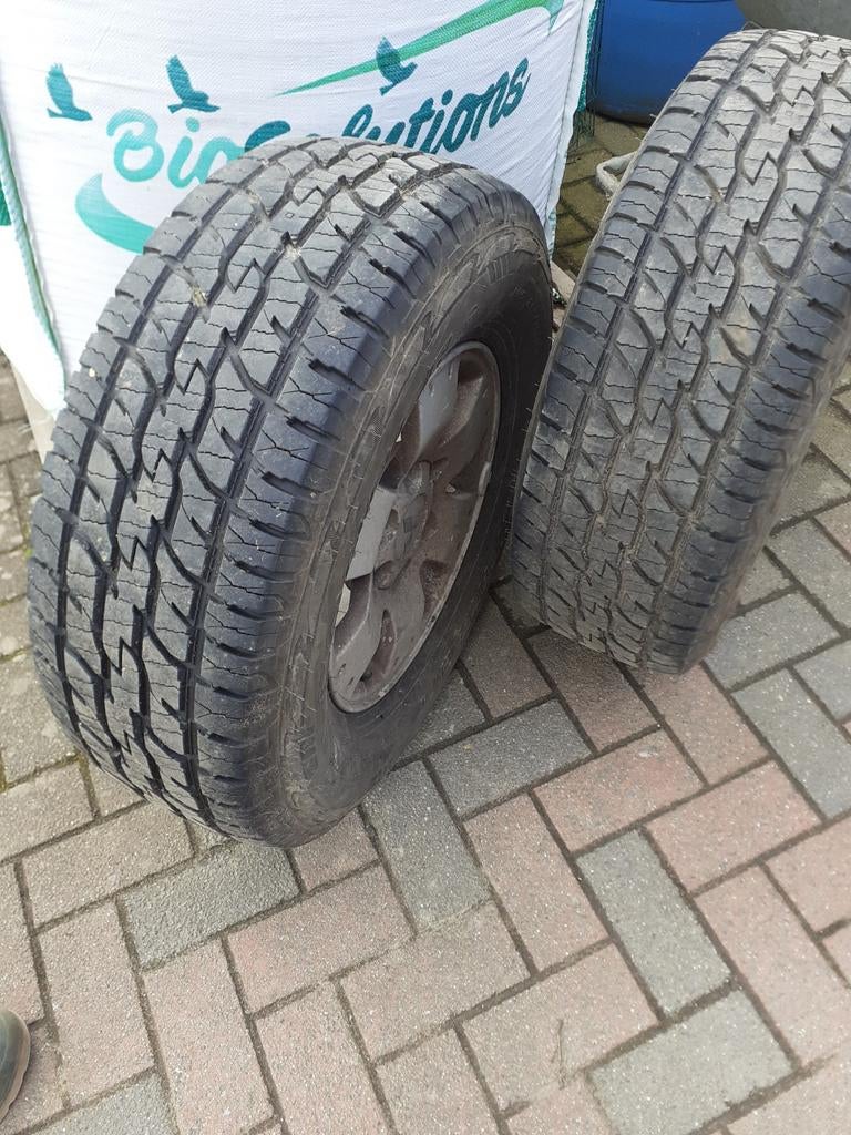 Banden met moeren en wielbogen, Ophalen, Gebruikt, Mitsubishi