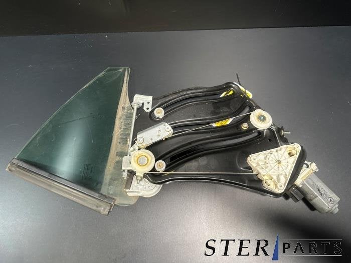 Mécanique vitre 2portes arrière gauche d'un Mercedes SLK, 3 mois de garantie, Utilisé, -, -