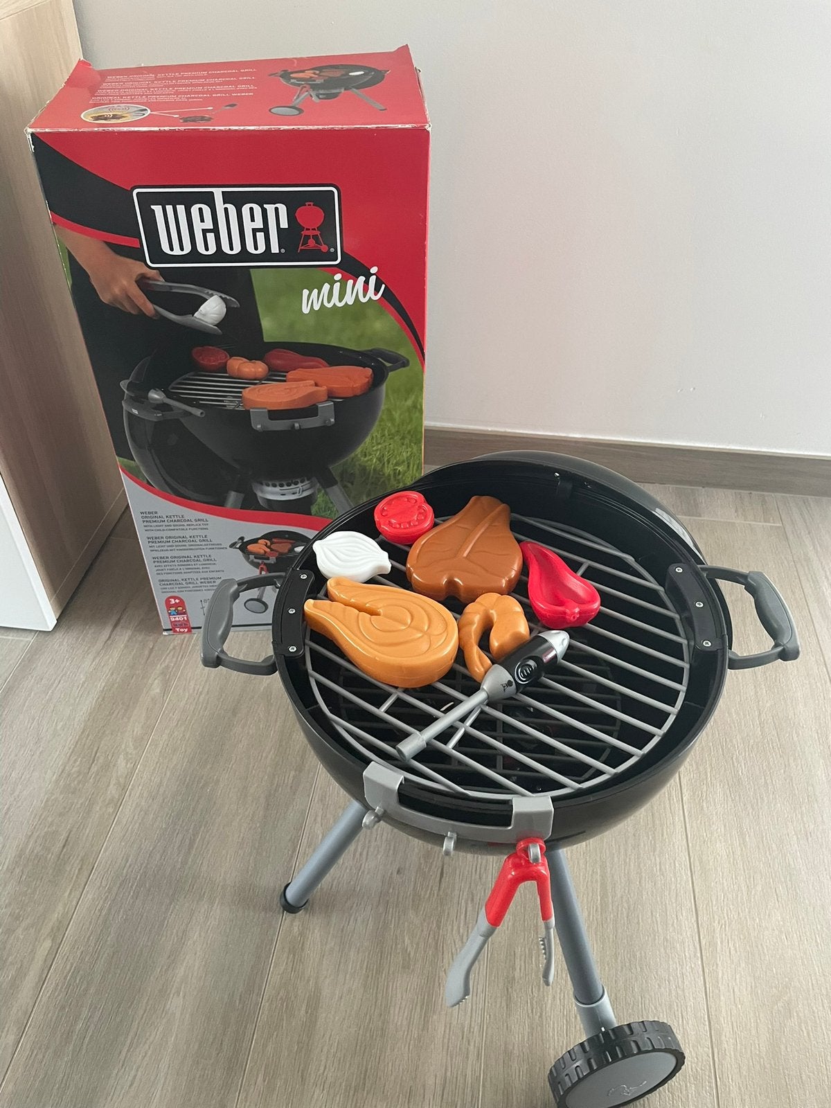 Speelgoed bbq weber., Kinderen en Baby's, Speelgoed | Speelkeukens, Ophalen, Zo goed als nieuw