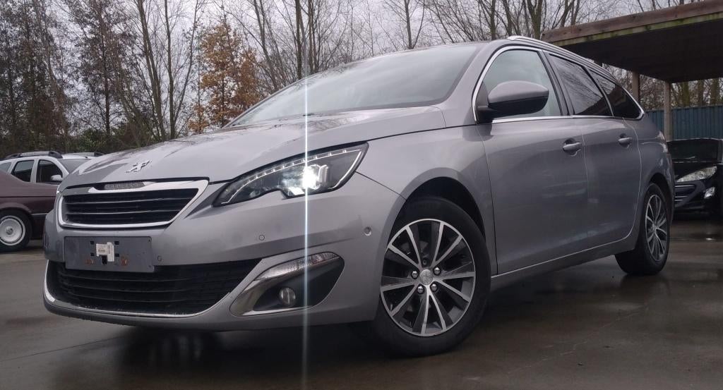 Peugeot 308 SW 1.2 PureTech Feline STT, Auto's, Stof, Multifunctioneel stuurwiel, 96 kW, 5 zetels