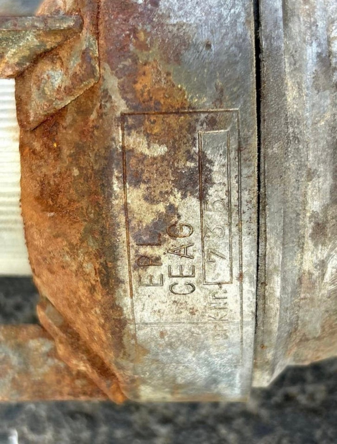 Lampe de mineur électrique, Enlèvement