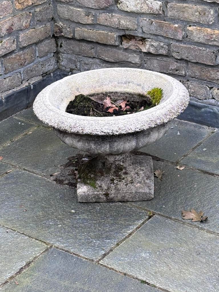 Jardinière en pierre, Enlèvement, Utilisé, Pierre