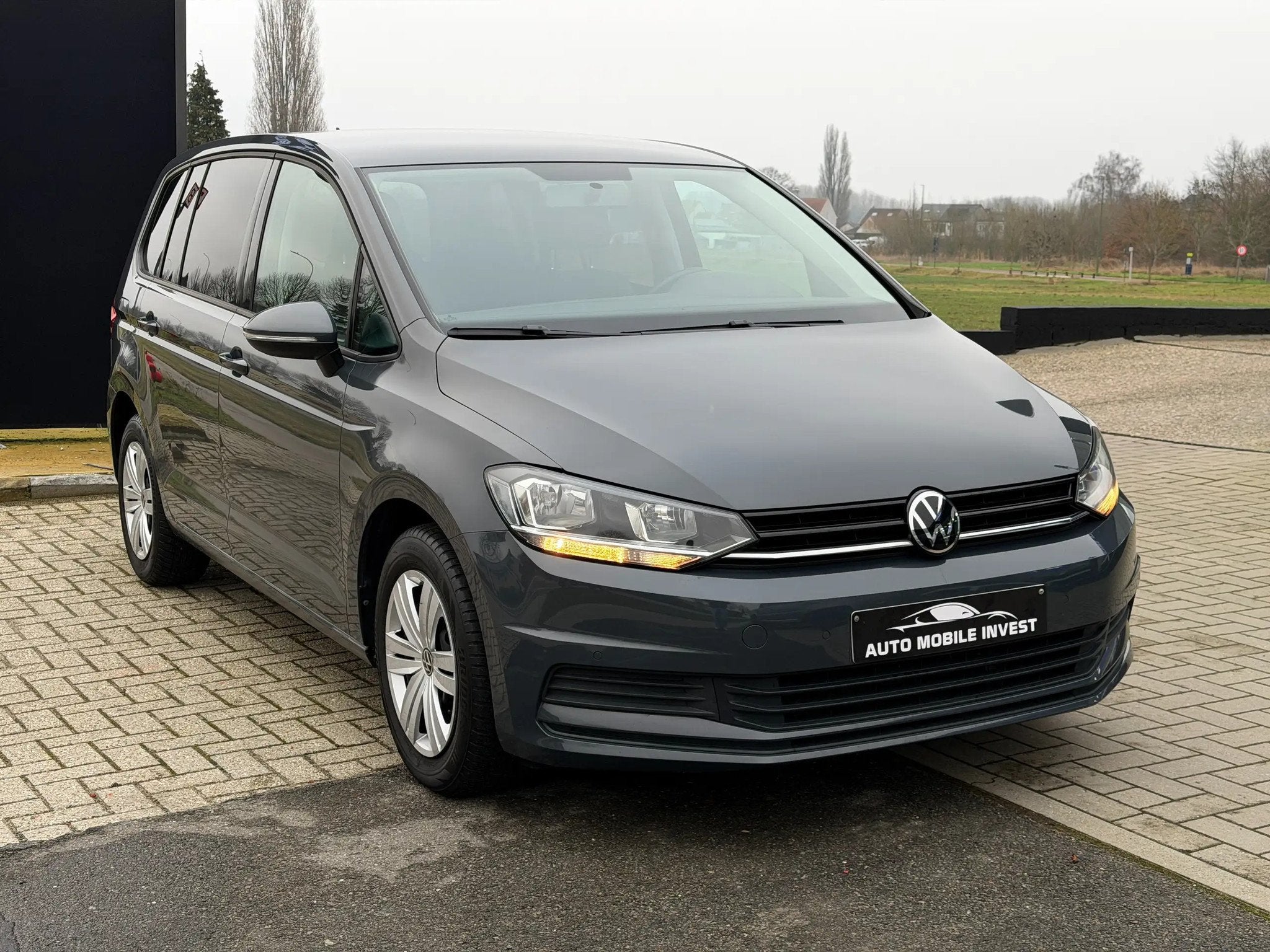 Volkswagen Touran Touran 1.5 TSI 7 PLACES DSG Trendline 0483, Autos, Argent ou Gris, Achat, Entreprise, 7 places