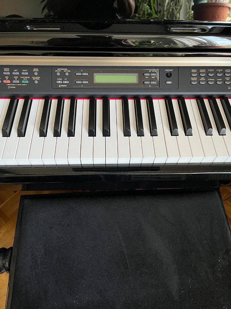 Yamaha CLP-280/270 Piano, Muziek en Instrumenten, Ophalen, Nieuw, Piano, Hoogglans