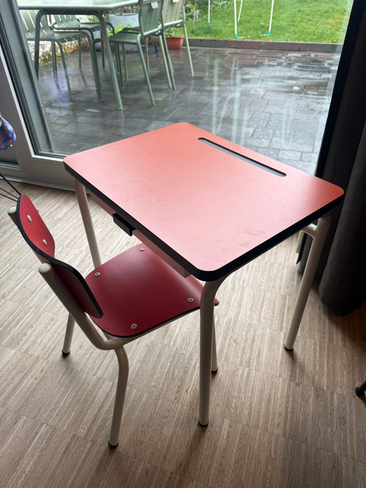 Les gambettes kinder bureau, Huis en Inrichting, Bureaus, Ophalen, Gebruikt, Overige merken, Kinderbureau