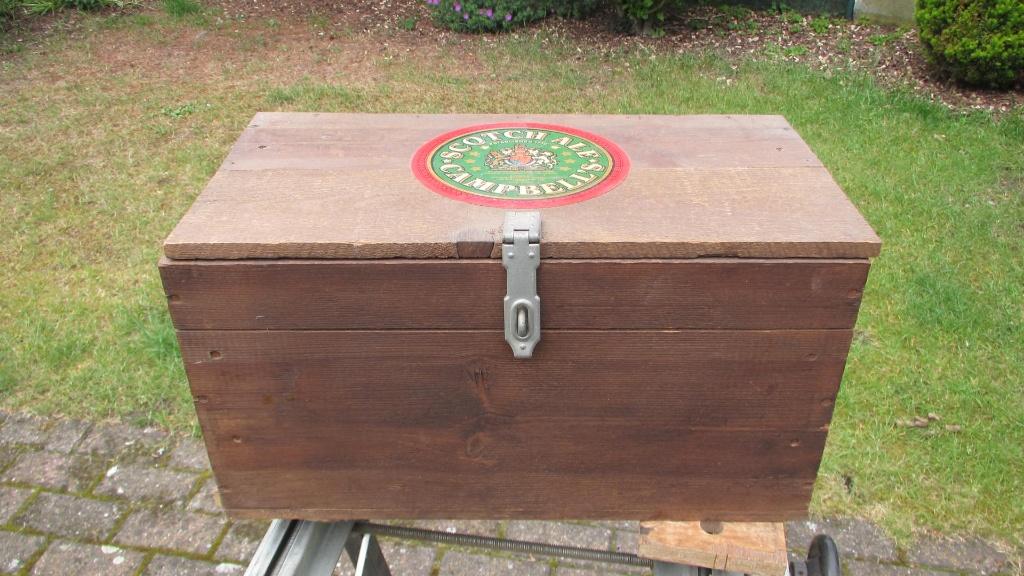 Oude Houten kist of koffer, Antiek en Kunst, Ophalen