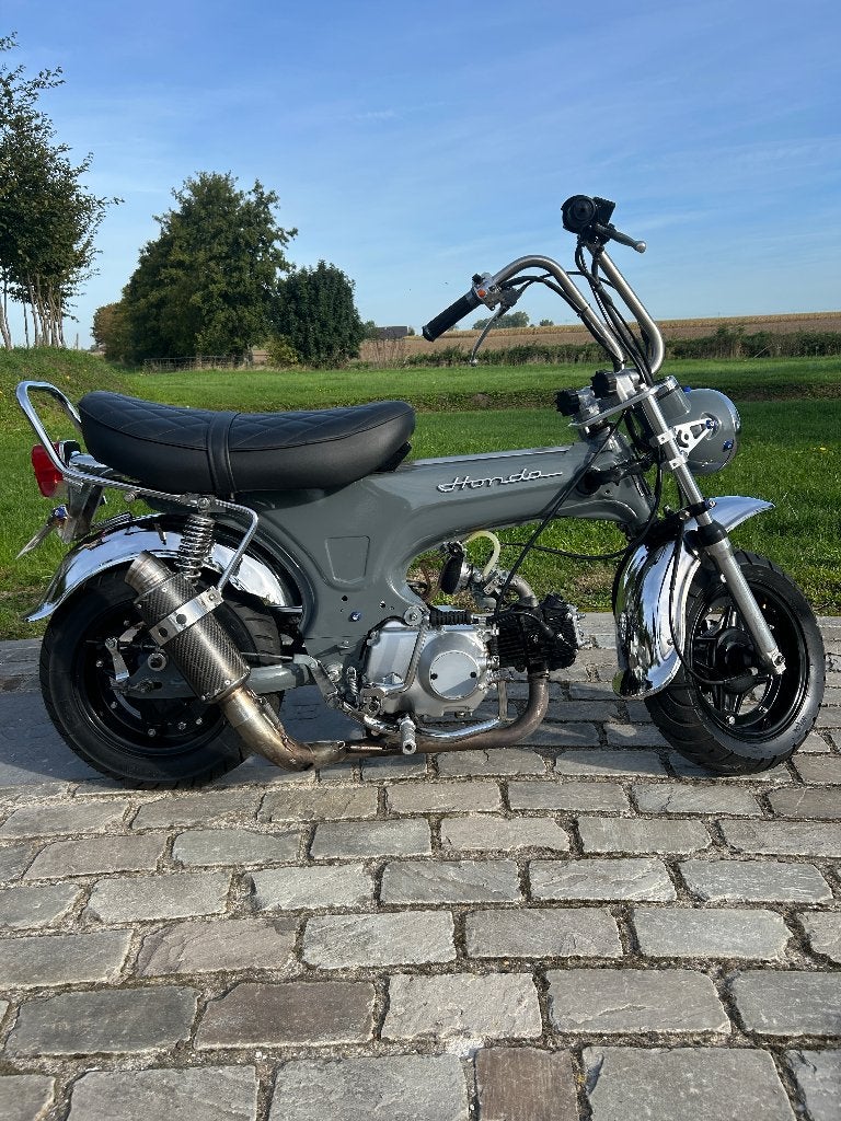 UNIEKE custom lowrider dax als nieuw 2023 740km., 4 vitesses, Comme neuf, Classe B (45 km/h), Enlèvement