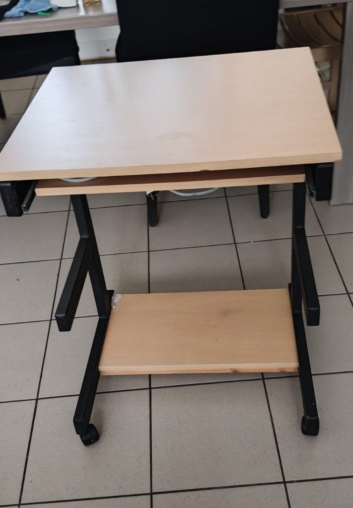 Klein kantoor, Ophalen, Gebruikt, Hout
